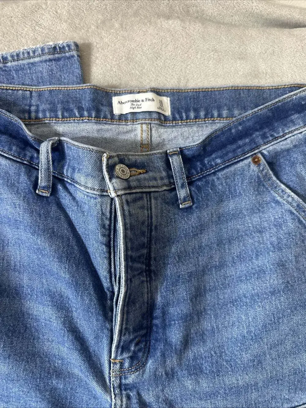 Abercrombie & Fitch The Dad High Rise Carpenter Jeans Women’s Size 31 12L Long